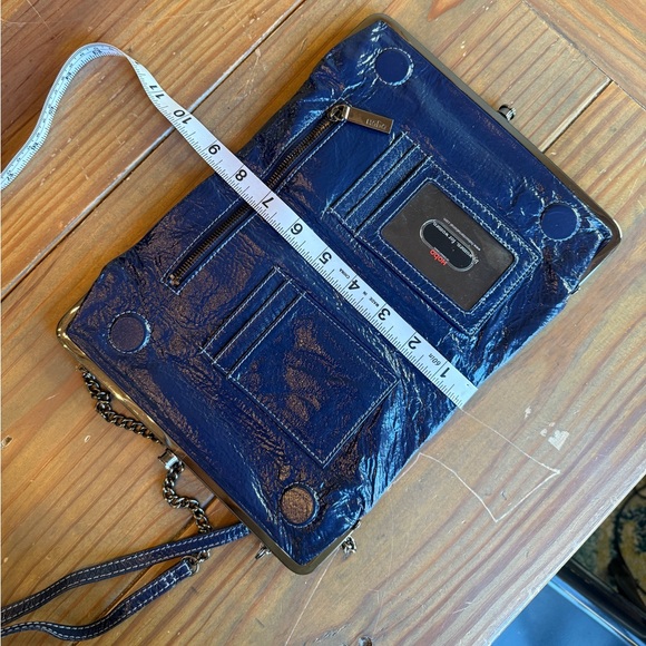 Hobo International Leanne clutch crossbody bag Purse/Wallet Blue Patent Leather - Picture 15 of 17